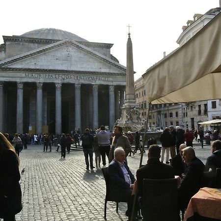 Appartamento Pantheon Domus Valentino Roma Esterno foto
